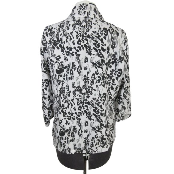 Chico's Additions women's animal print collared 3/4 sleeve full zip jacket, 1 - Picture 3 of 10